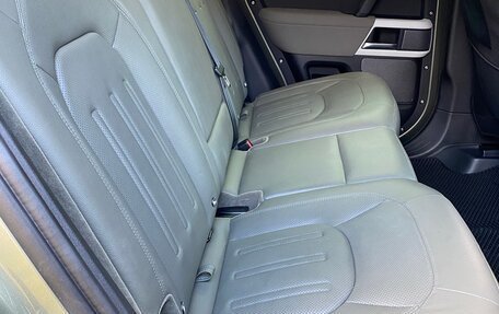 Land Rover Defender II, 2021 год, 7 000 000 рублей, 14 фотография