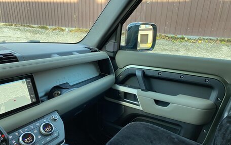 Land Rover Defender II, 2021 год, 7 000 000 рублей, 20 фотография