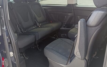 Mercedes-Benz V-Класс, 2018 год, 4 799 000 рублей, 2 фотография