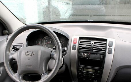 Hyundai Tucson III, 2004 год, 665 000 рублей, 12 фотография