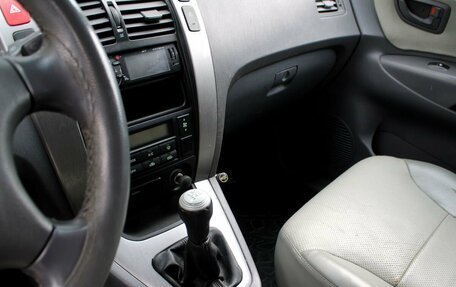 Hyundai Tucson III, 2004 год, 665 000 рублей, 13 фотография