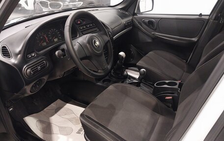 Chevrolet Niva I рестайлинг, 2016 год, 640 000 рублей, 9 фотография