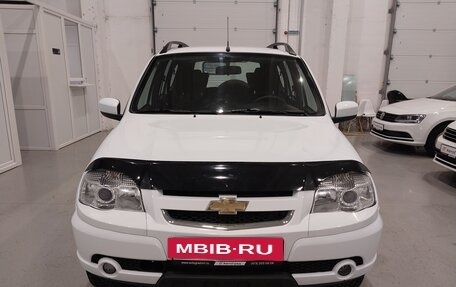 Chevrolet Niva I рестайлинг, 2016 год, 640 000 рублей, 3 фотография