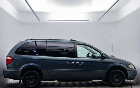 Chrysler Town & Country IV, 2006 год, 700 000 рублей, 4 фотография