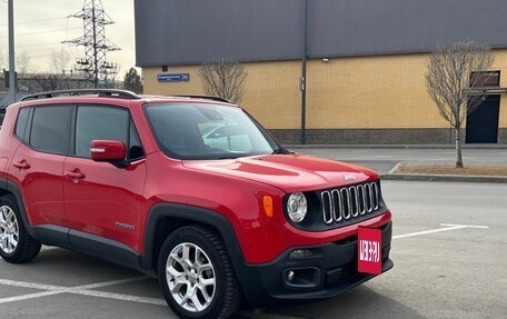 Jeep Renegade I рестайлинг, 2015 год, 1 630 000 рублей, 2 фотография