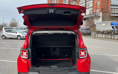 Jeep Renegade I рестайлинг, 2015 год, 1 630 000 рублей, 9 фотография