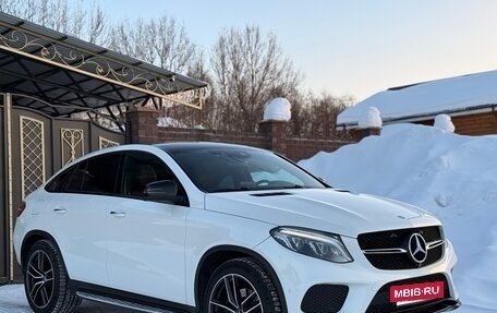 Mercedes-Benz GLE Coupe, 2017 год, 4 500 000 рублей, 3 фотография