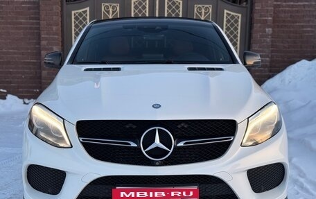 Mercedes-Benz GLE Coupe, 2017 год, 4 500 000 рублей, 5 фотография