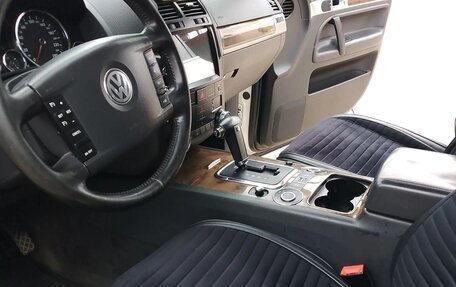 Volkswagen Touareg III, 2010 год, 1 700 000 рублей, 7 фотография