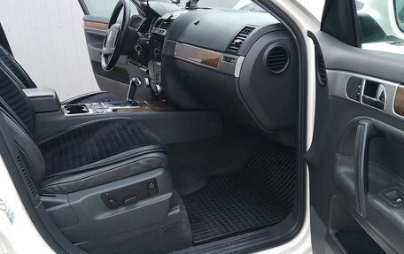 Volkswagen Touareg III, 2010 год, 1 700 000 рублей, 11 фотография