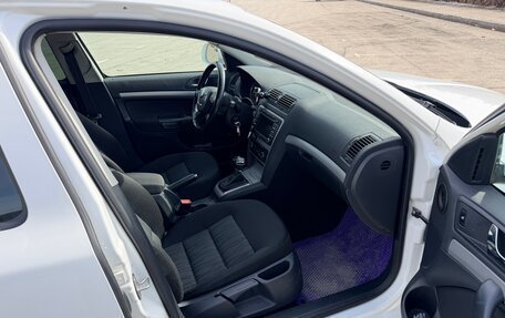 Skoda Octavia, 2012 год, 960 000 рублей, 10 фотография