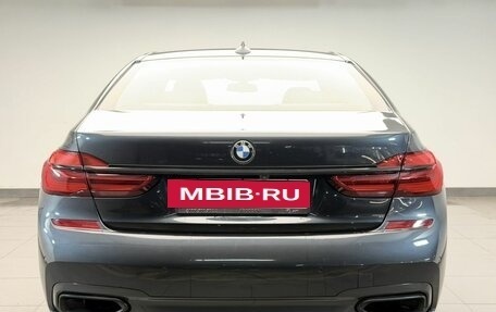 BMW 7 серия, 2018 год, 3 750 000 рублей, 3 фотография