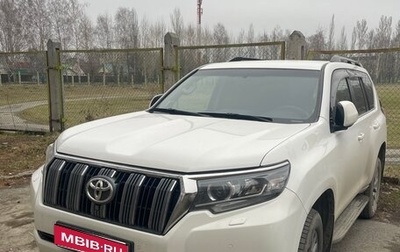 Toyota Land Cruiser Prado 150 рестайлинг 2, 2017 год, 4 500 000 рублей, 1 фотография