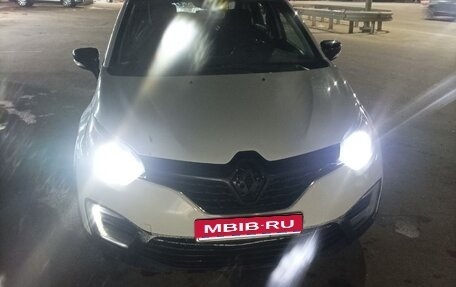 Renault Kaptur I рестайлинг, 2019 год, 900 000 рублей, 1 фотография