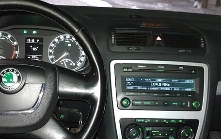 Skoda Octavia, 2010 год, 750 000 рублей, 8 фотография