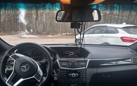 Mercedes-Benz E-Класс, 2011 год, 1 333 000 рублей, 12 фотография