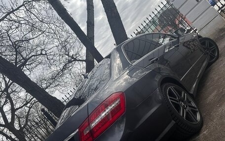 Mercedes-Benz E-Класс, 2011 год, 1 333 000 рублей, 5 фотография