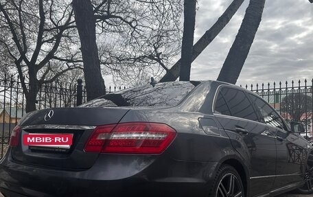 Mercedes-Benz E-Класс, 2011 год, 1 333 000 рублей, 4 фотография