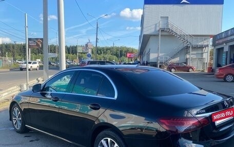 Mercedes-Benz E-Класс, 2021 год, 2 700 000 рублей, 2 фотография