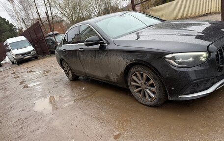 Mercedes-Benz E-Класс, 2021 год, 2 700 000 рублей, 8 фотография