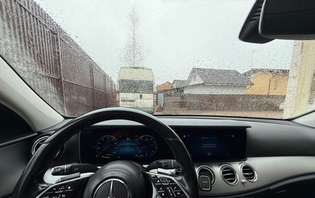 Mercedes-Benz E-Класс, 2021 год, 2 700 000 рублей, 10 фотография