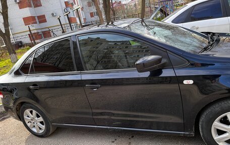 Volkswagen Polo VI (EU Market), 2011 год, 555 000 рублей, 4 фотография