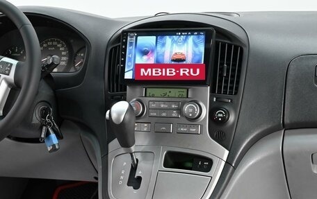 Hyundai Grand Starex Grand Starex I рестайлинг 2, 2010 год, 1 145 000 рублей, 7 фотография