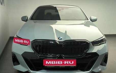 BMW 5 серия, 2025 год, 9 700 000 рублей, 2 фотография