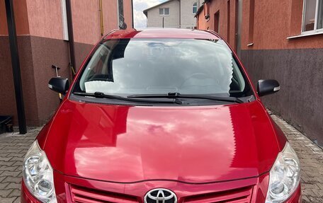 Toyota Auris II, 2011 год, 900 000 рублей, 4 фотография