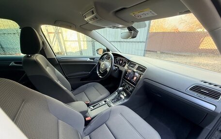 Volkswagen Golf VII, 2020 год, 1 700 000 рублей, 10 фотография