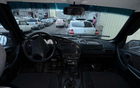 Chevrolet Niva I рестайлинг, 2006 год, 250 000 рублей, 9 фотография