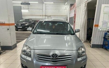 Toyota Avensis III рестайлинг, 2008 год, 870 000 рублей, 3 фотография