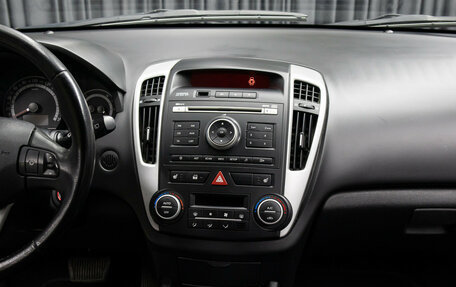 KIA cee'd I рестайлинг, 2011 год, 900 000 рублей, 15 фотография