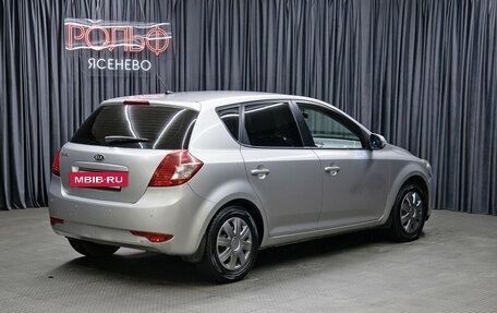 KIA cee'd I рестайлинг, 2011 год, 900 000 рублей, 5 фотография