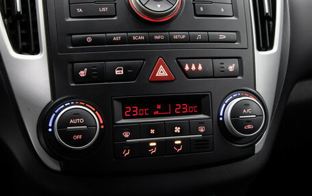 KIA cee'd I рестайлинг, 2011 год, 900 000 рублей, 18 фотография