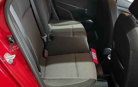 Hyundai Solaris II рестайлинг, 2021 год, 1 700 000 рублей, 6 фотография