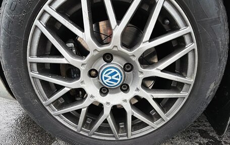 Volkswagen Touran III, 2010 год, 990 000 рублей, 10 фотография