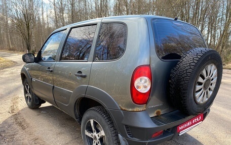 Chevrolet Niva I рестайлинг, 2011 год, 261 000 рублей, 5 фотография