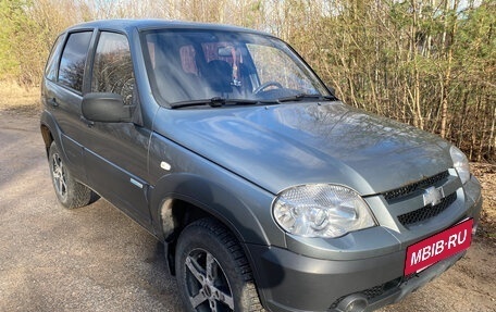 Chevrolet Niva I рестайлинг, 2011 год, 261 000 рублей, 3 фотография