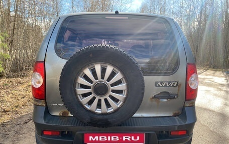 Chevrolet Niva I рестайлинг, 2011 год, 261 000 рублей, 6 фотография