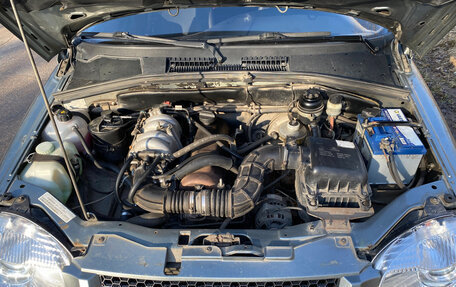 Chevrolet Niva I рестайлинг, 2011 год, 261 000 рублей, 21 фотография