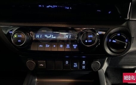 Toyota Hilux VIII, 2024 год, 5 400 000 рублей, 27 фотография