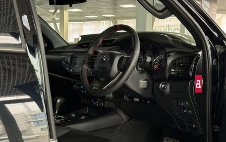 Toyota Hilux VIII, 2024 год, 5 400 000 рублей, 18 фотография