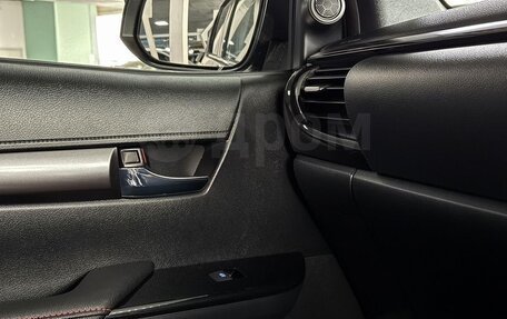 Toyota Hilux VIII, 2024 год, 5 400 000 рублей, 29 фотография