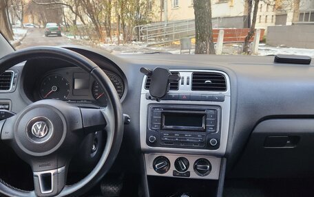 Volkswagen Polo VI (EU Market), 2013 год, 950 000 рублей, 13 фотография