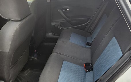 Volkswagen Polo VI (EU Market), 2013 год, 950 000 рублей, 12 фотография