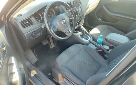 Volkswagen Jetta VI, 2014 год, 800 000 рублей, 1 фотография