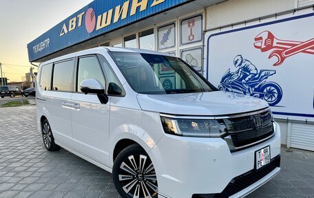 Honda Stepwgn, 2024 год, 3 789 000 рублей, 8 фотография