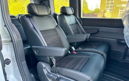 Honda Stepwgn, 2024 год, 3 789 000 рублей, 16 фотография