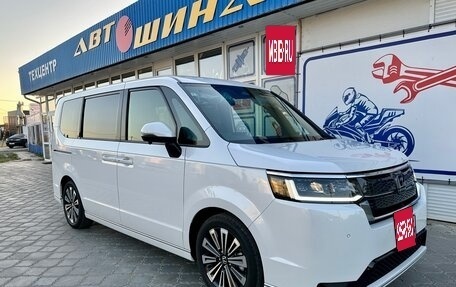 Honda Stepwgn, 2024 год, 3 789 000 рублей, 7 фотография